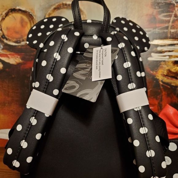 Loungefly Mickey backpack and wallet set main image 4